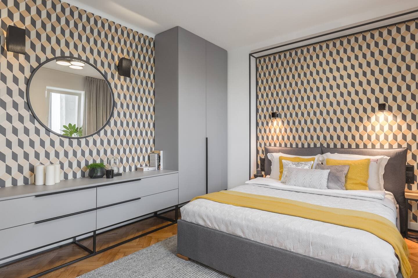 King size bed